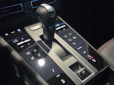 2025 Porsche Macan Macan GTS
