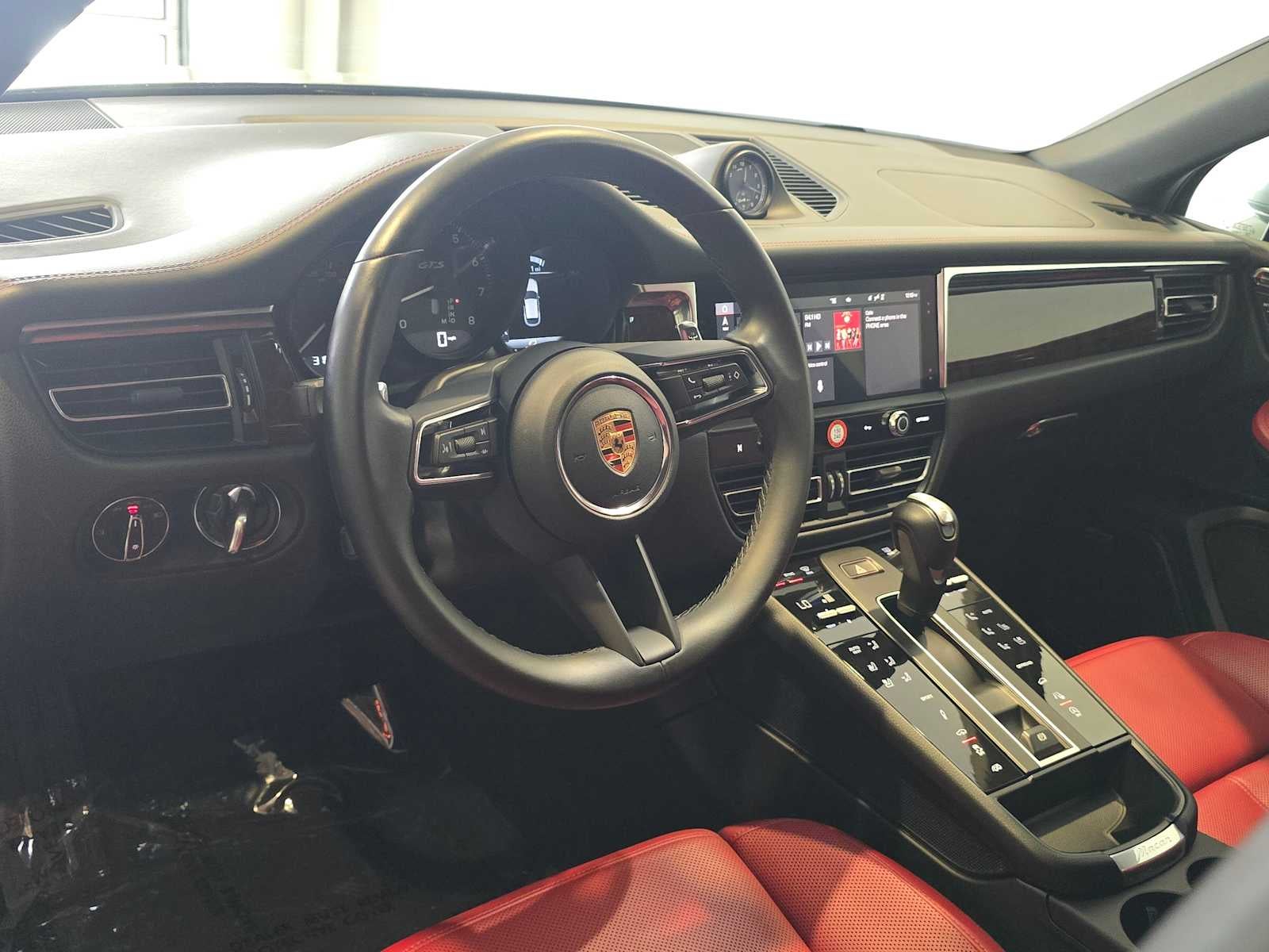 2023 Porsche Macan GTS