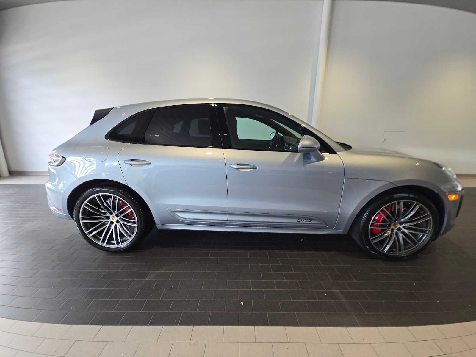 2023 Porsche Macan GTS