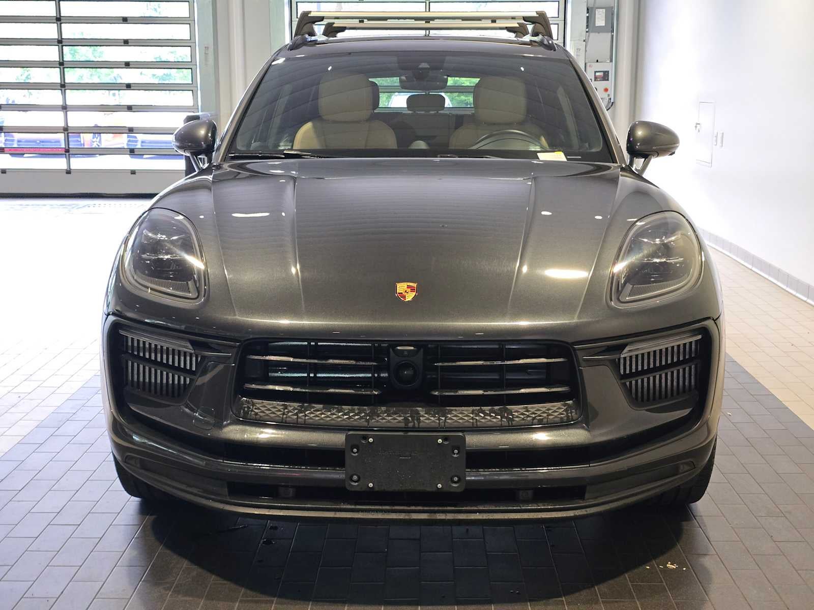 2023 Porsche Macan Macan S