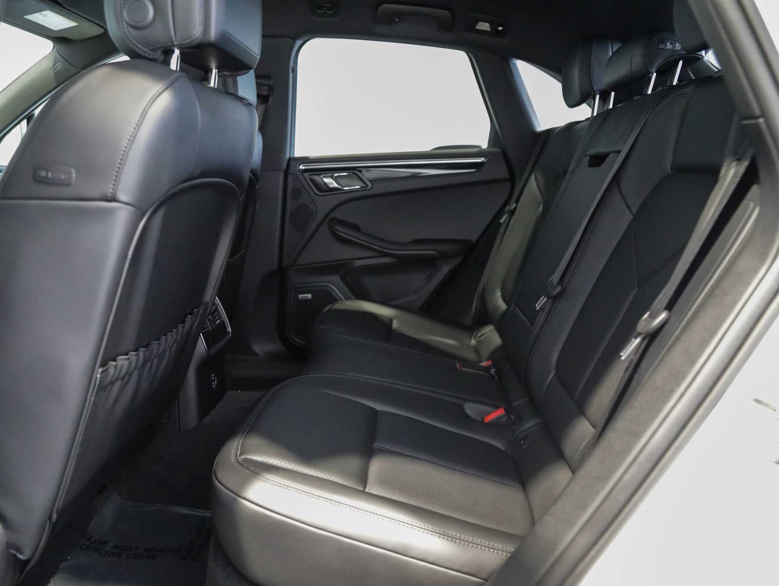 2025 Porsche Macan Macan S