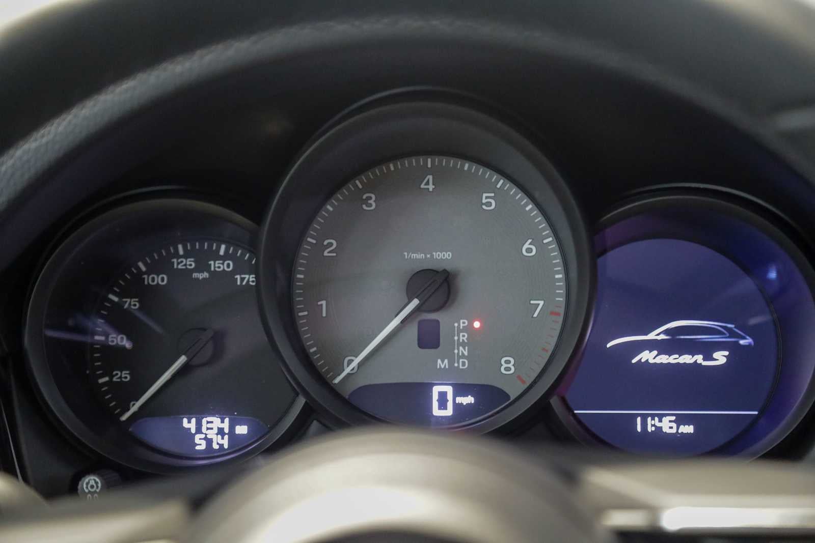 2025 Porsche Macan Macan S