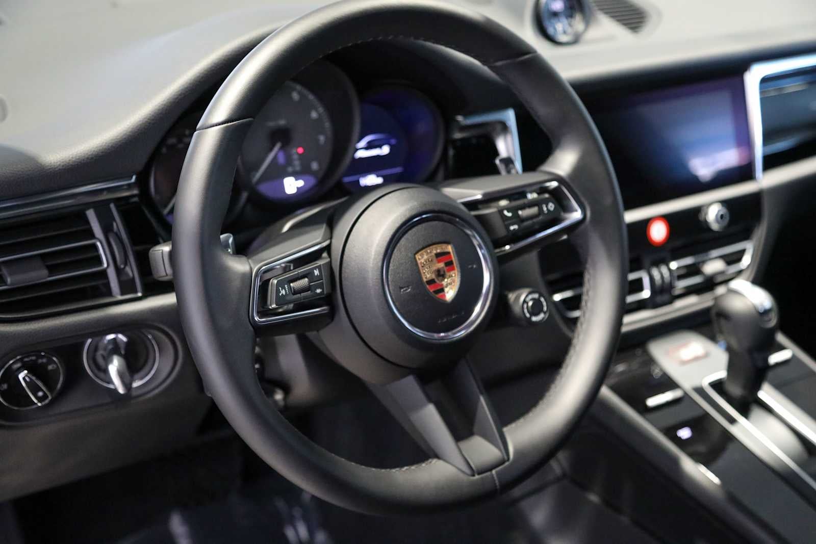 2025 Porsche Macan Macan S