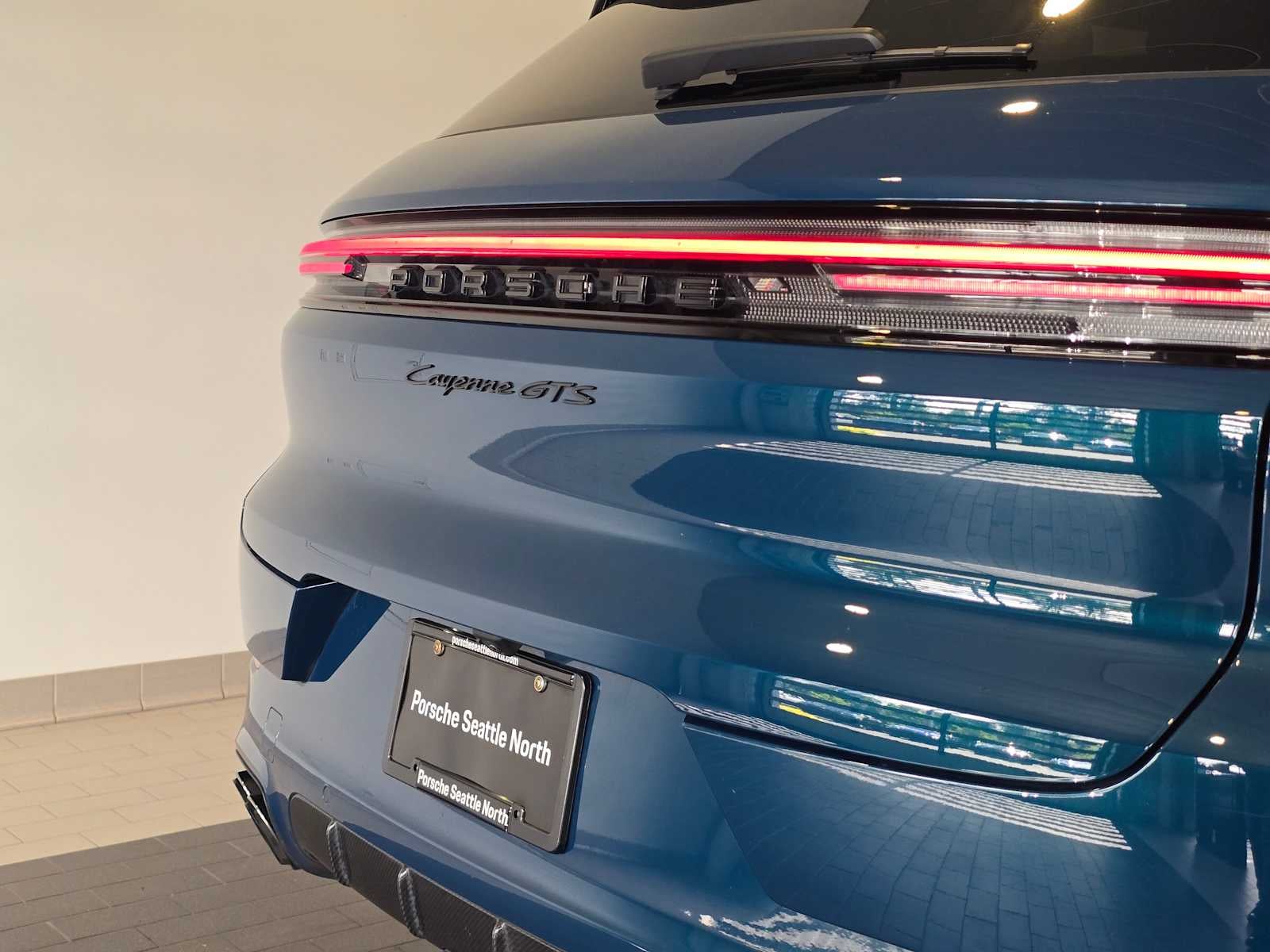2025 Porsche Cayenne Cayenne GTS