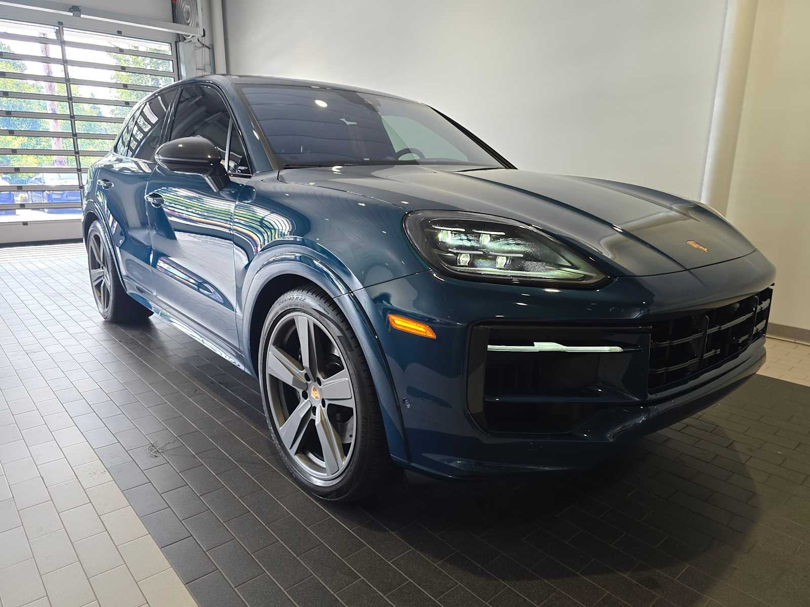 2025 Porsche Cayenne Cayenne GTS