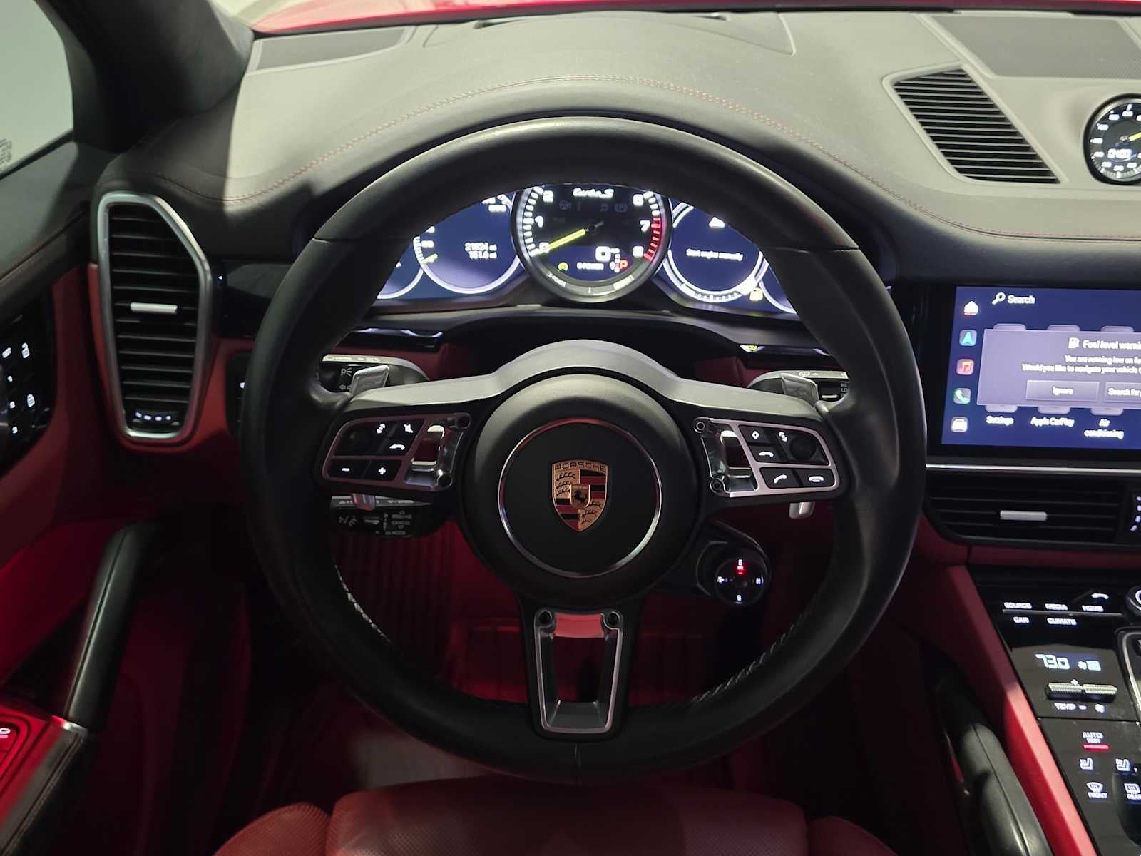 2023 Porsche Cayenne Turbo S E-Hybrid