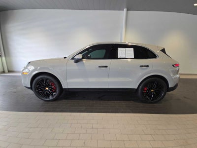2024 Porsche Cayenne S