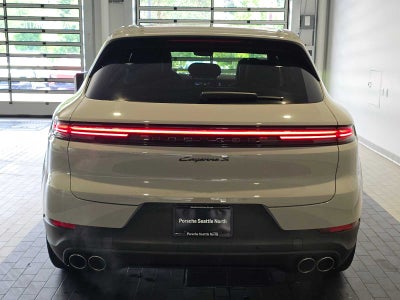 2024 Porsche Cayenne S