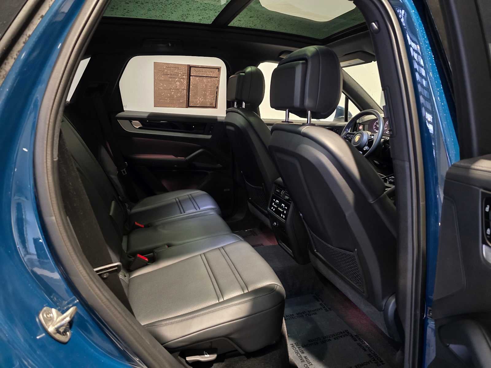 2024 Porsche Cayenne S E-Hybrid