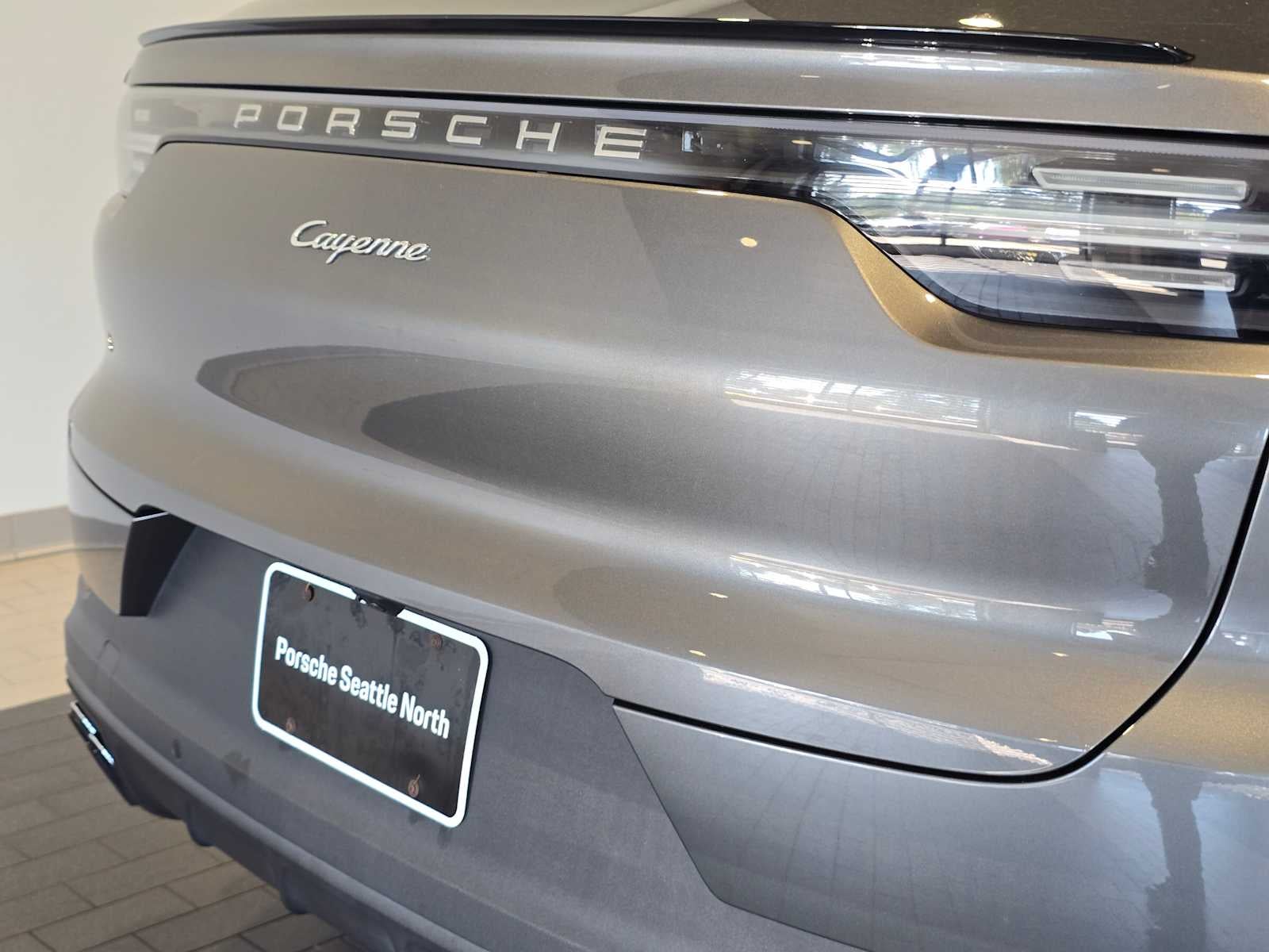 2023 Porsche Cayenne Cayenne Coupe