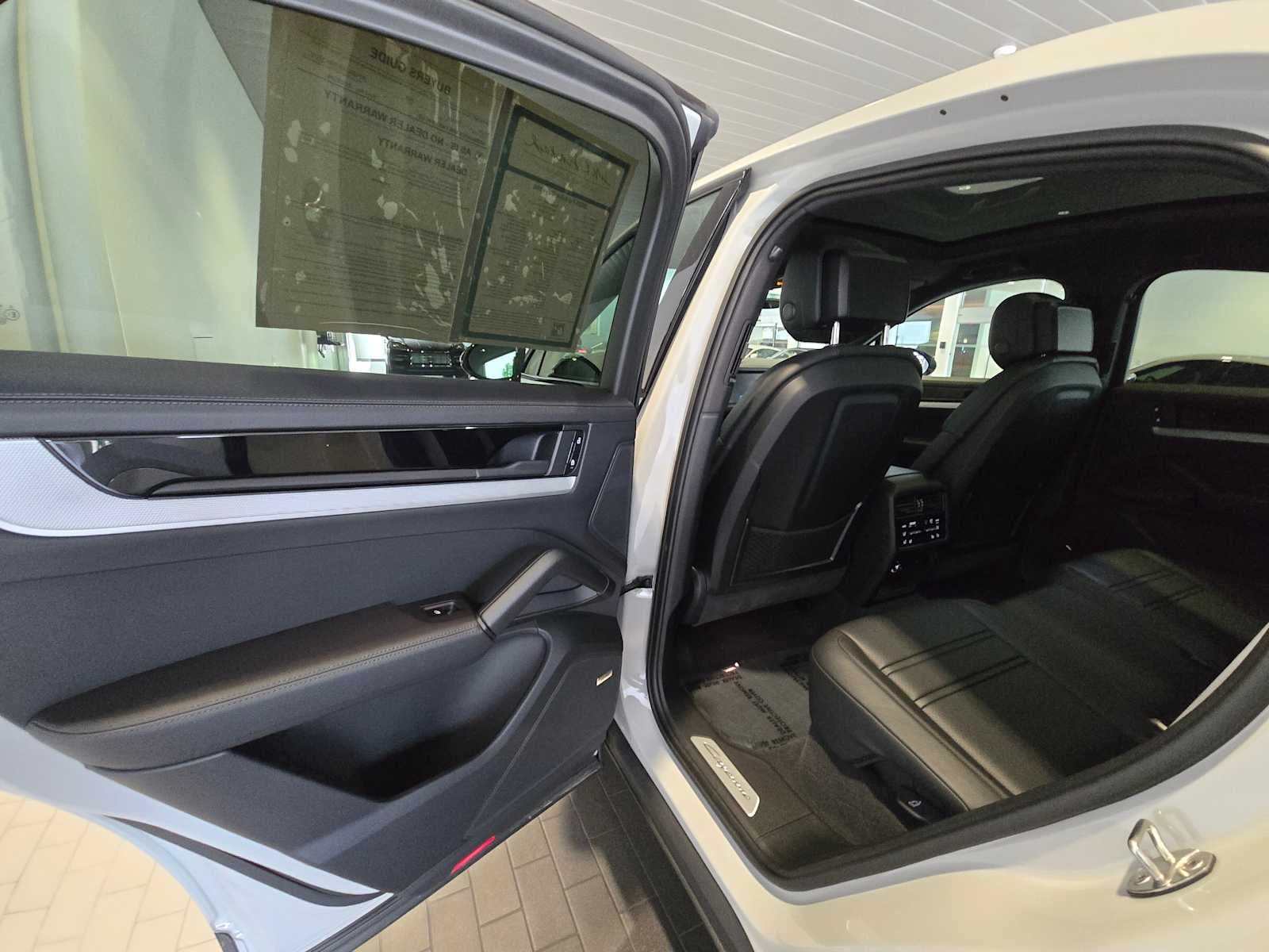 2025 Porsche Cayenne Cayenne Coupe
