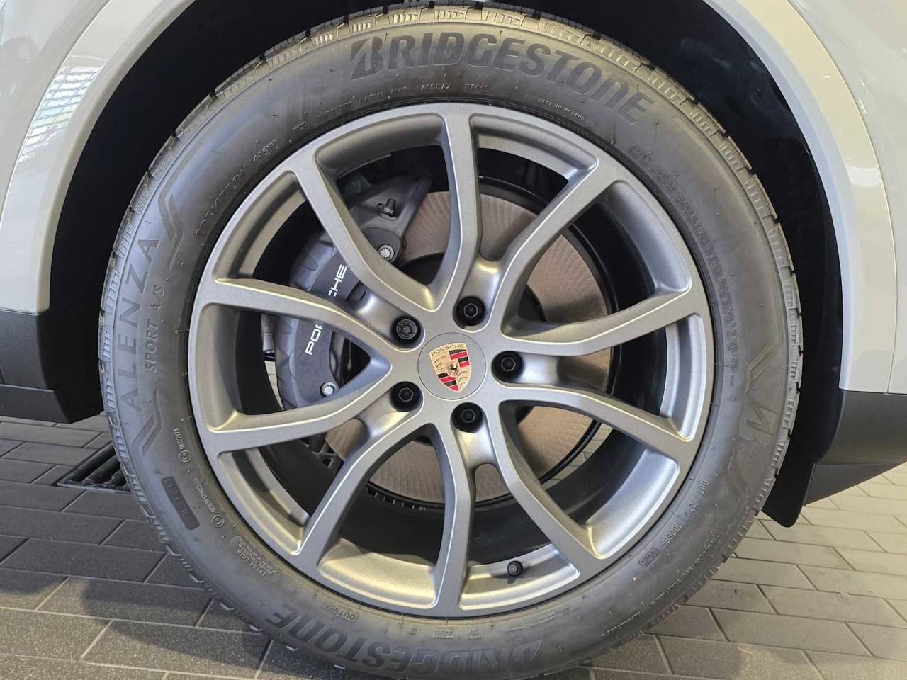2025 Porsche Cayenne Base