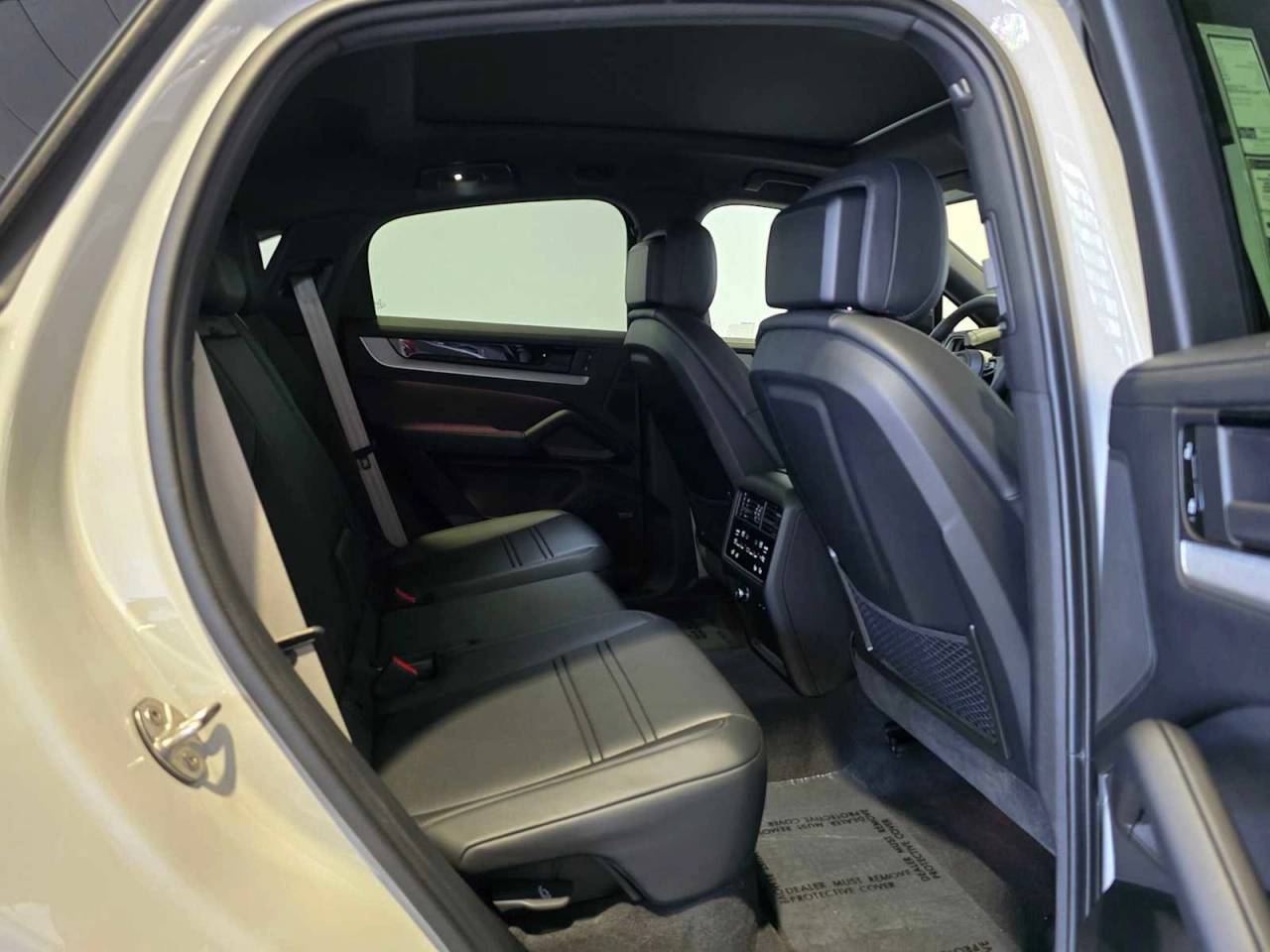 2025 Porsche Cayenne Base