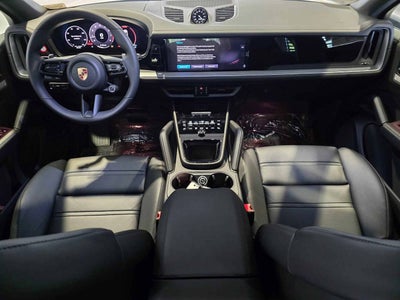 2025 Porsche Cayenne Base