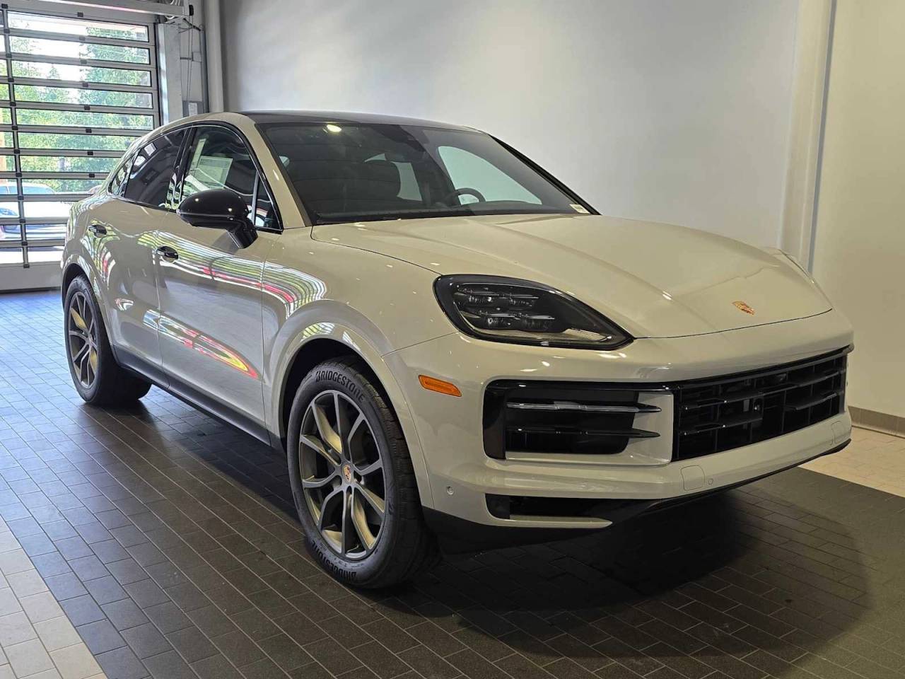 2025 Porsche Cayenne Base