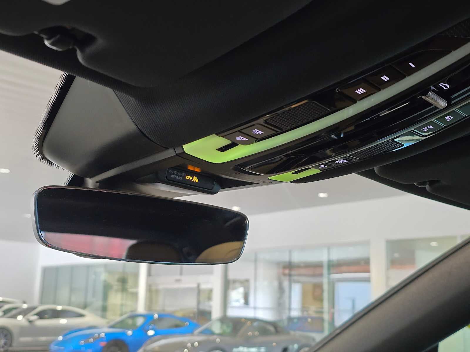 2023 Porsche Cayenne Platinum Edition Hybrid