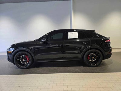 2025 Porsche Cayenne GTS
