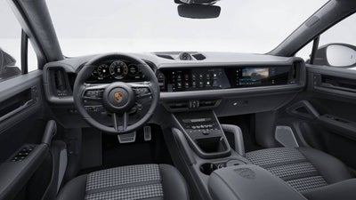 2025 Porsche Cayenne GTS