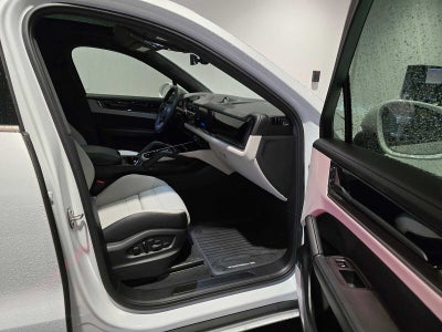 2025 Porsche Cayenne Turbo E-Hybrid