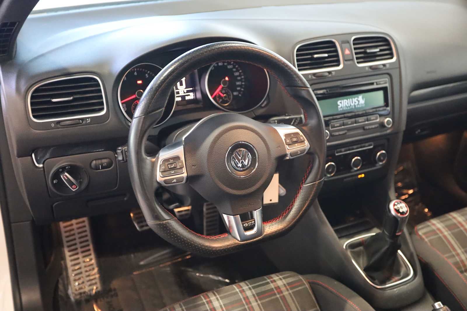 2013 Volkswagen GTI Wolfsburg
