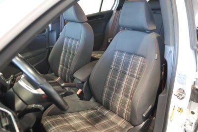 2013 Volkswagen GTI Wolfsburg