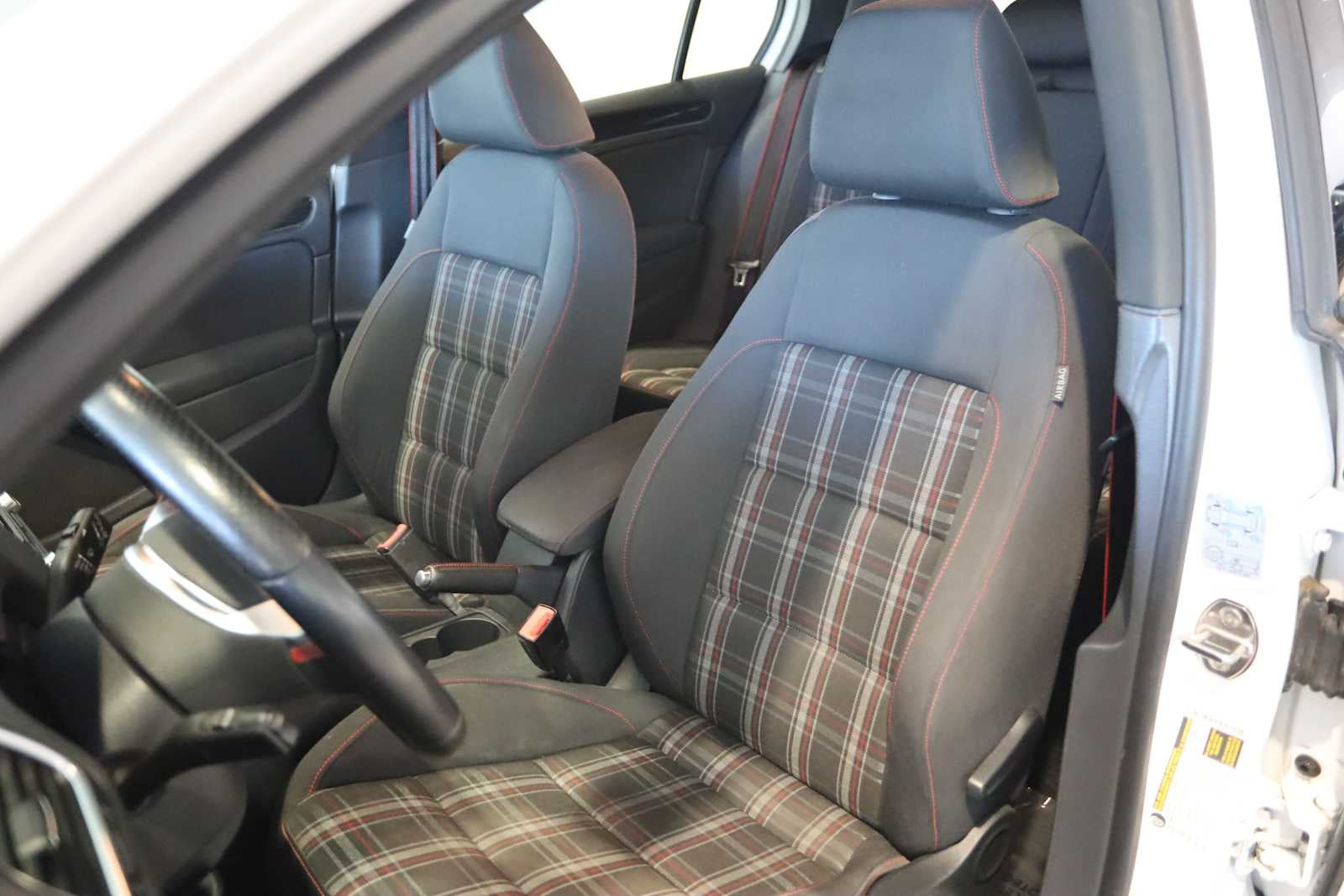 2013 Volkswagen GTI Wolfsburg