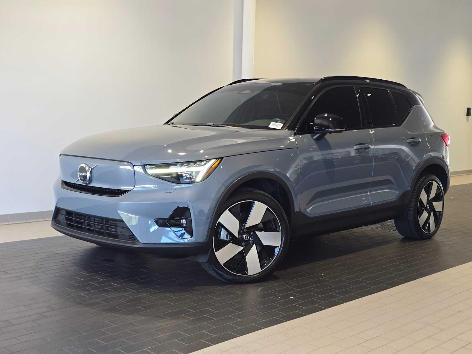 2023 Volvo XC40 Recharge Pure Electric Ultimate