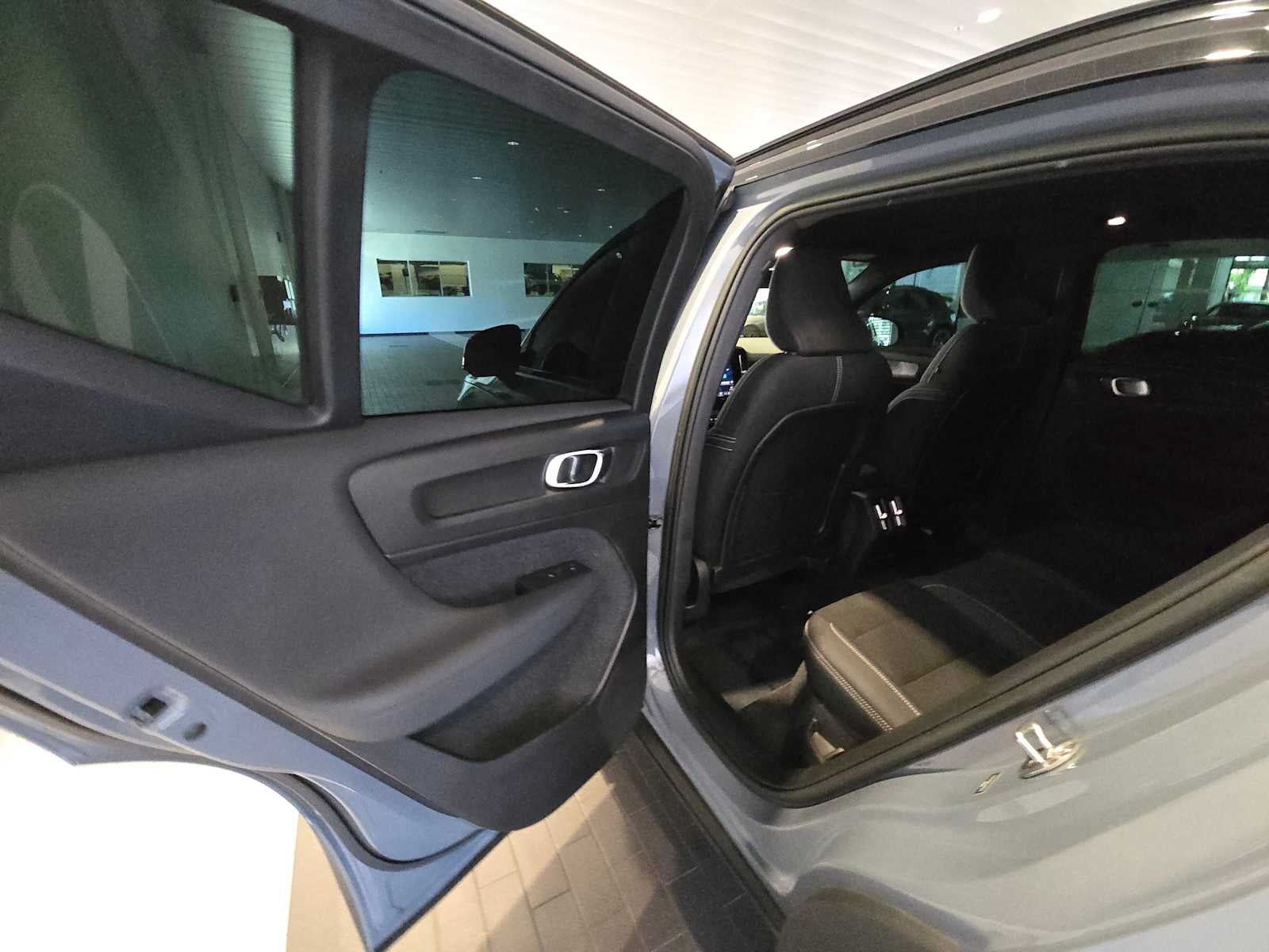 2023 Volvo XC40 Recharge Pure Electric Ultimate