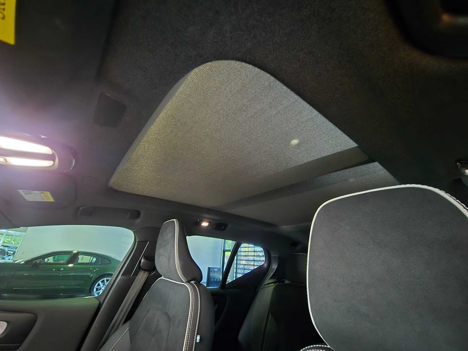 2023 Volvo XC40 Recharge Pure Electric Ultimate
