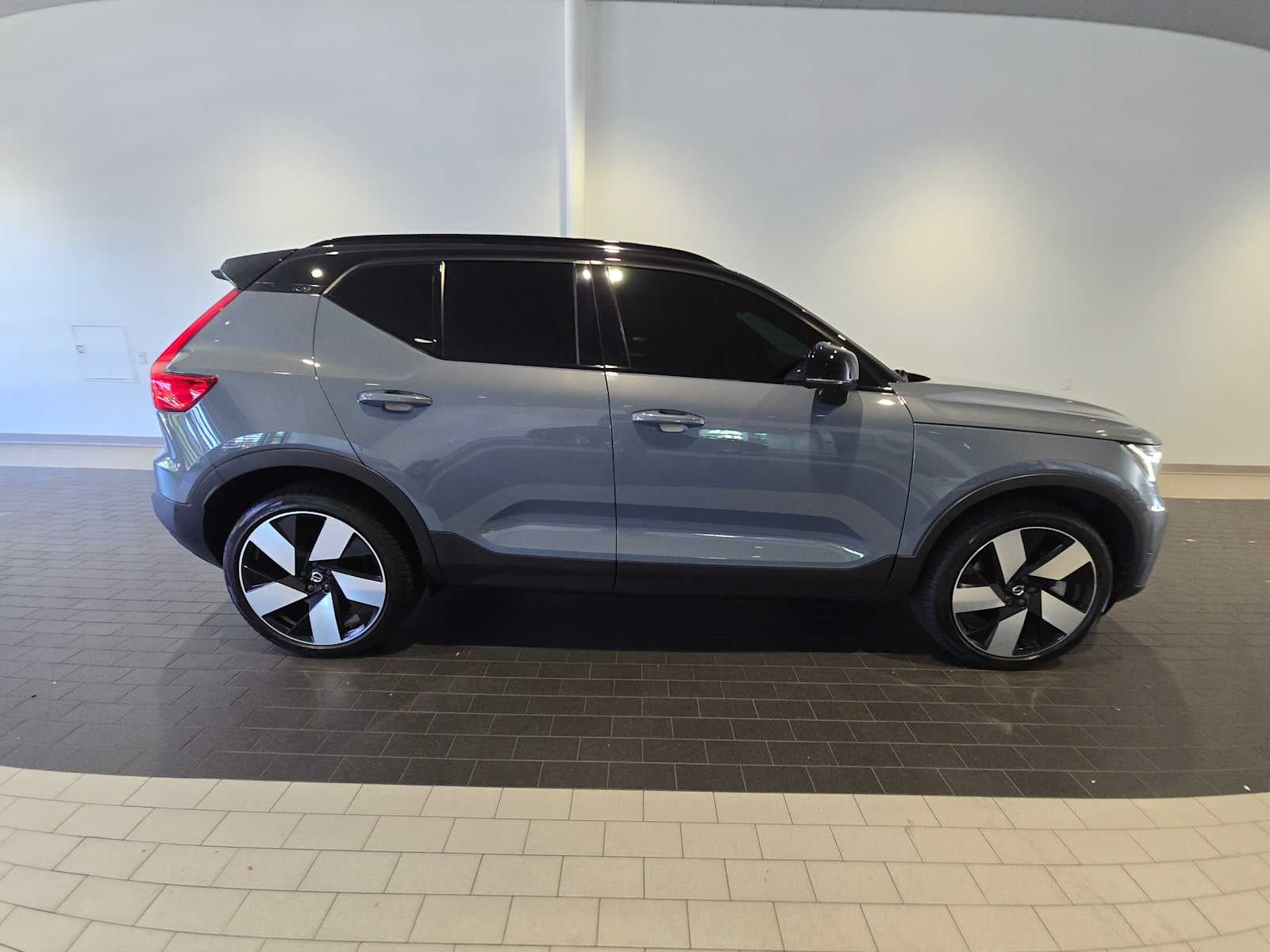 2023 Volvo XC40 Recharge Pure Electric Ultimate