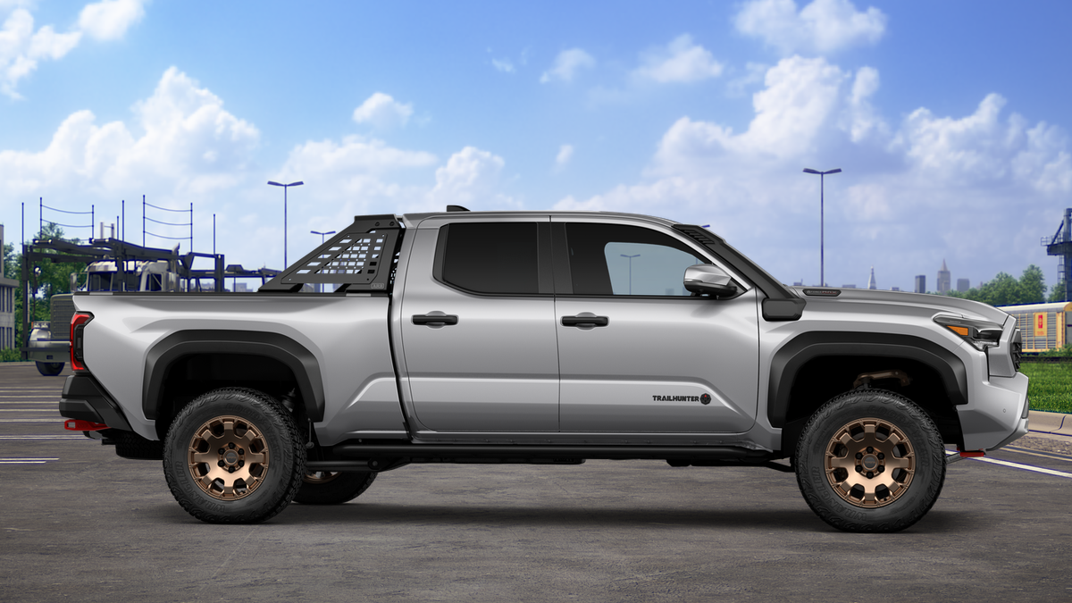 2026 Toyota Tacoma i-FORCE MAX Tacoma Trailhunter