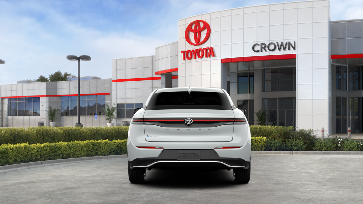 2026 Toyota Toyota Crown XLE