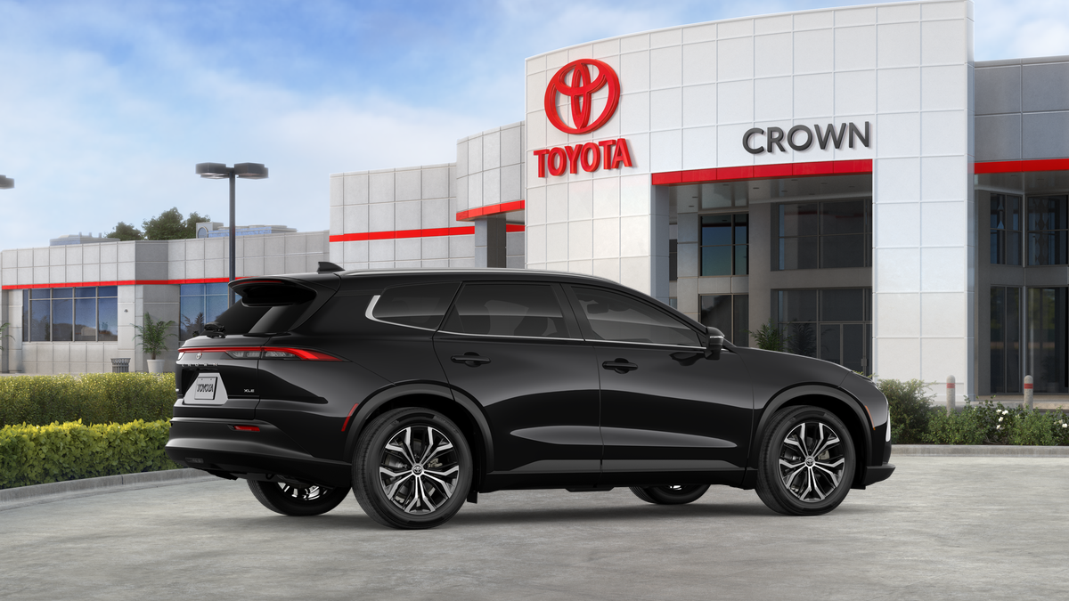 2026 Toyota Crown Signia XLE