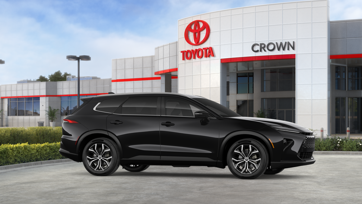 2026 Toyota Crown Signia XLE