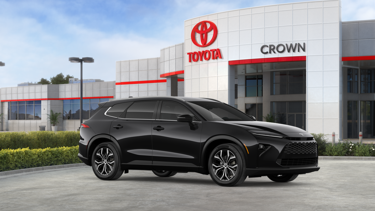 2026 Toyota Crown Signia XLE