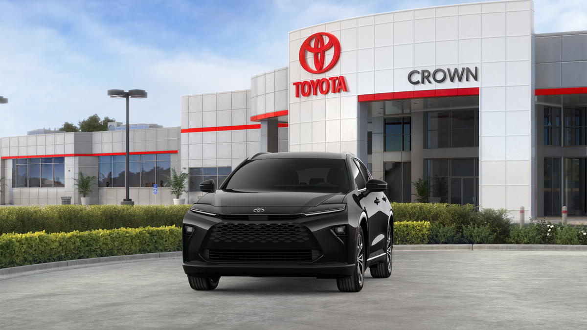 2026 Toyota Crown Signia XLE