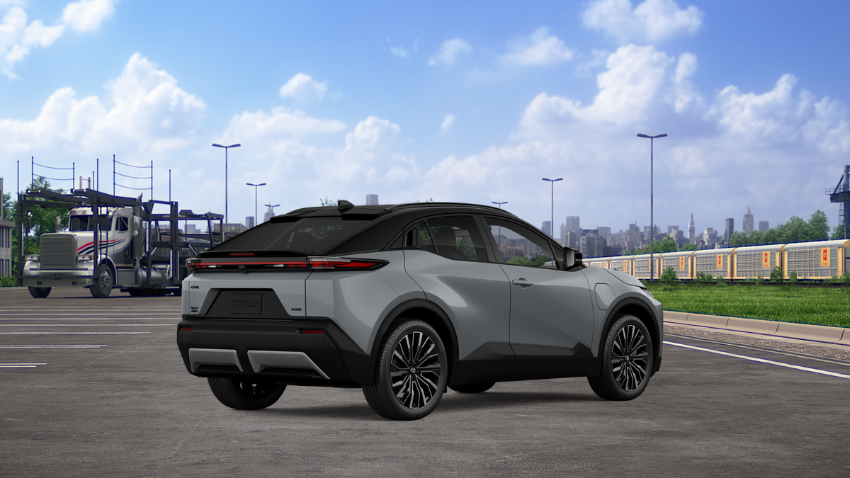 2026 Toyota C-HR XSE
