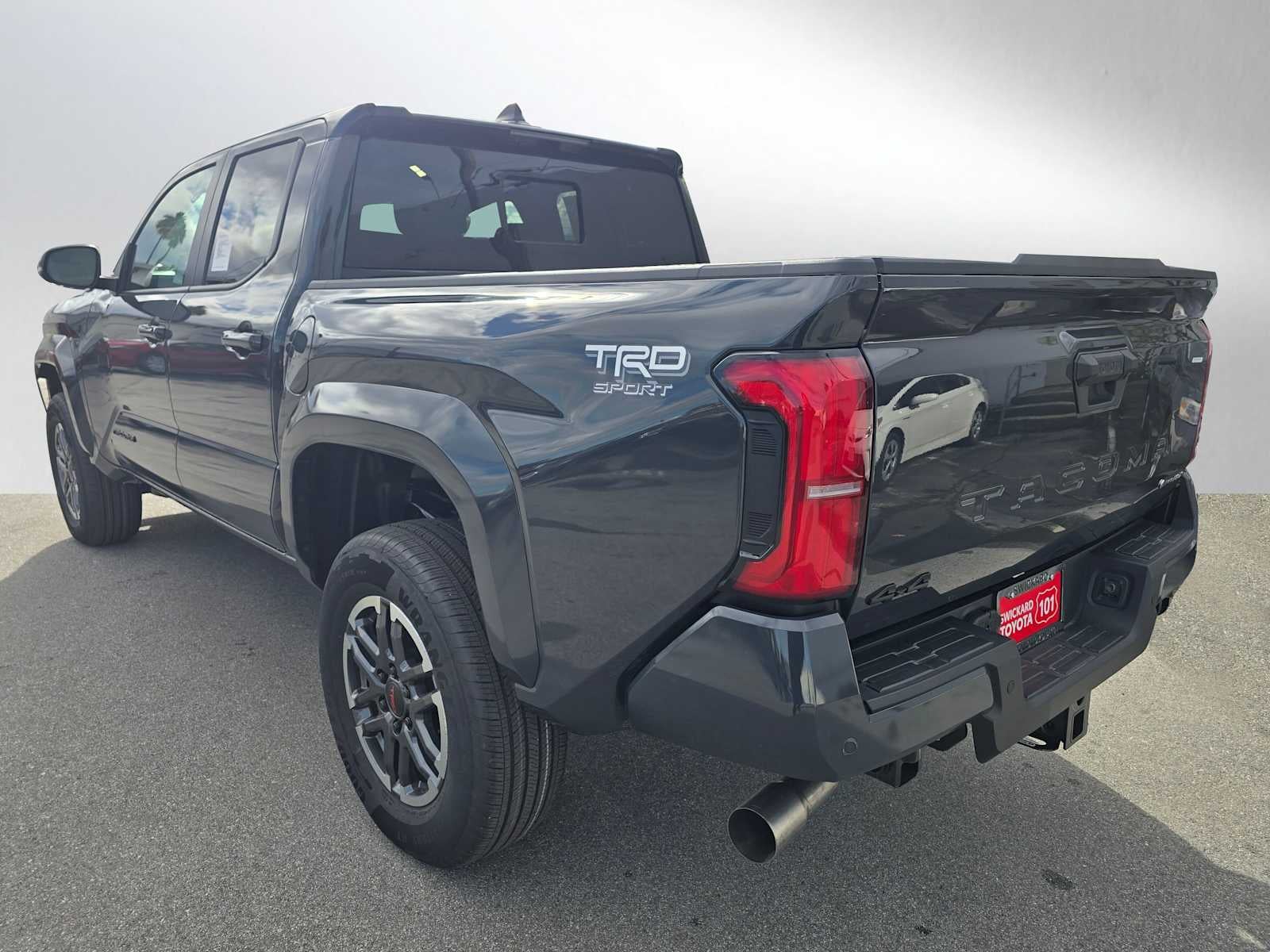 2026 Toyota Tacoma i-FORCE MAX Tacoma TRD Sport