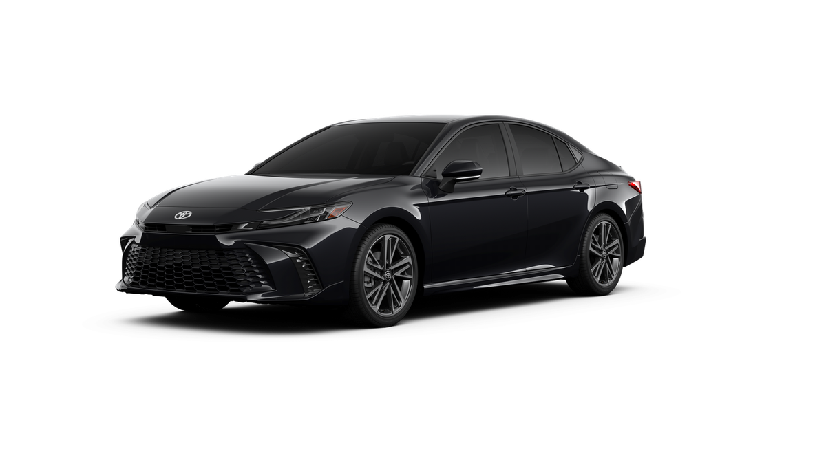 2026 Toyota Camry XSE Hybrid's photo