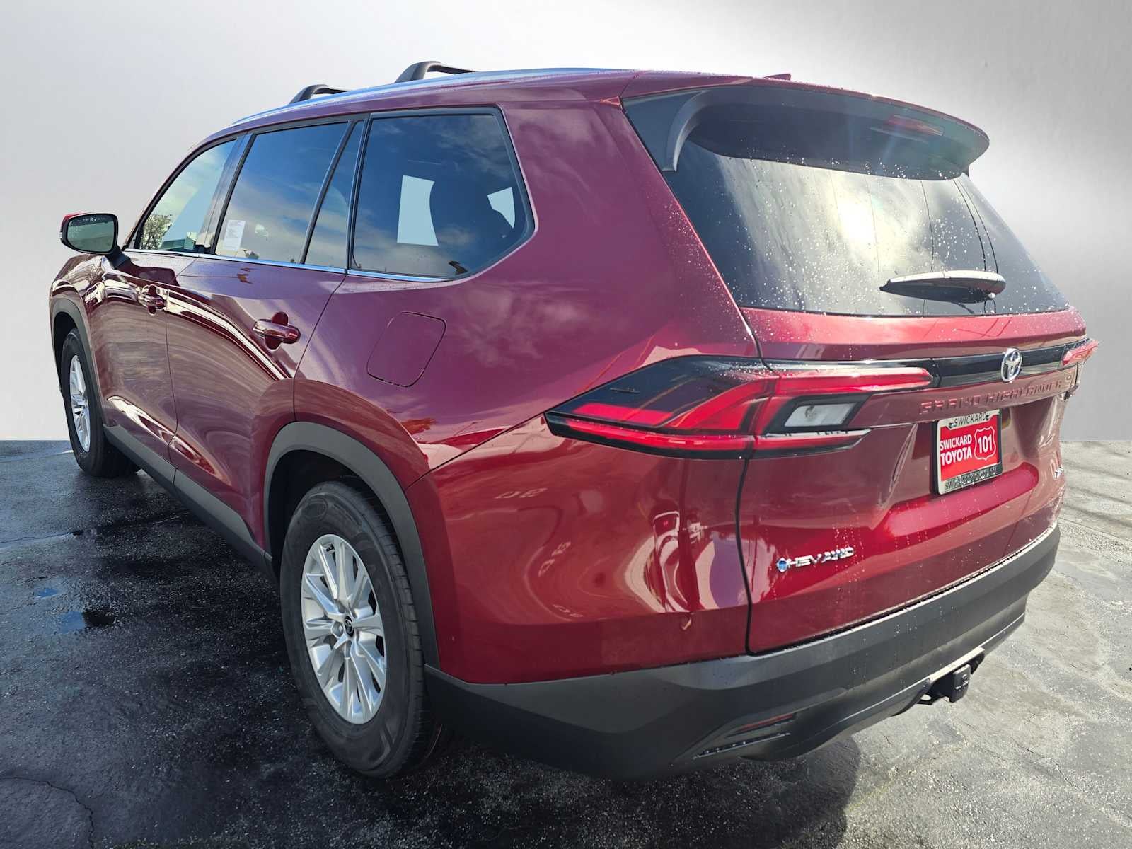 2026 Toyota Grand Highlander Hybrid XLE