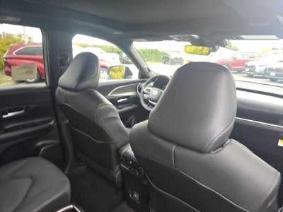 2026 Toyota Grand Highlander Hybrid Nightshade