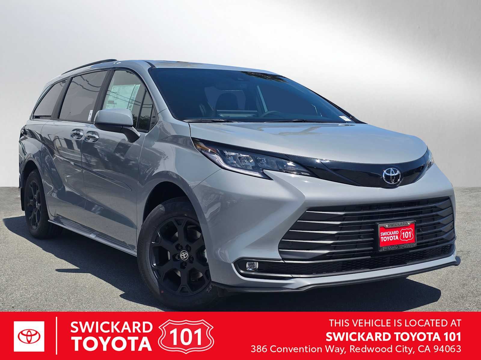 2026 Toyota Sienna Woodland Edition
