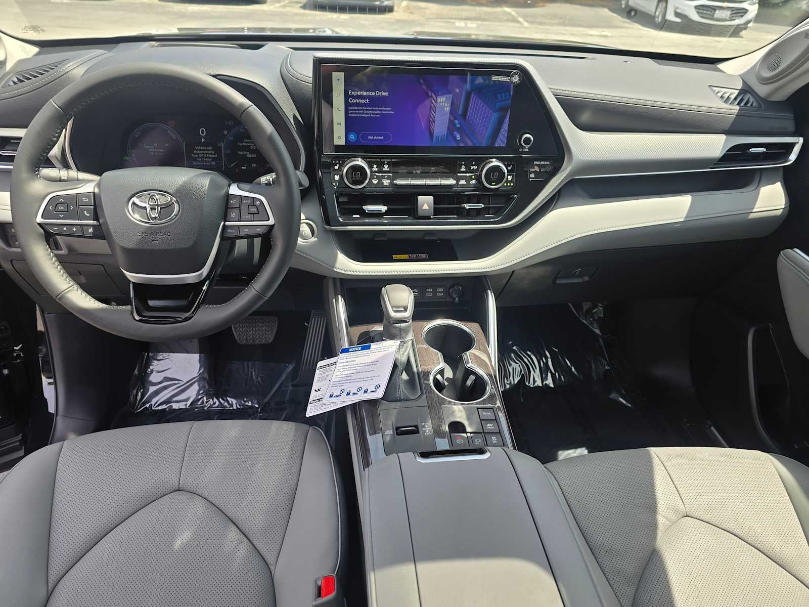 2026 Toyota Highlander Hybrid Platinum