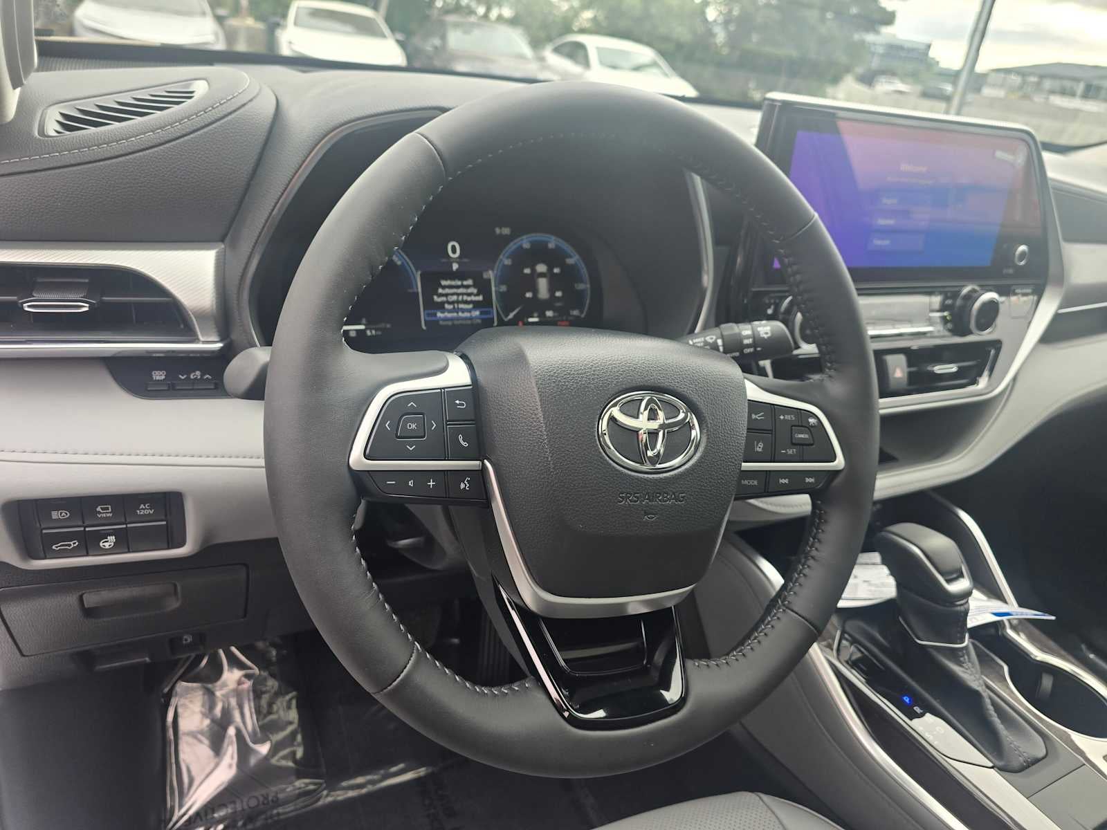 2026 Toyota Highlander Hybrid Platinum