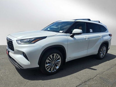 2026 Toyota Highlander Hybrid Platinum