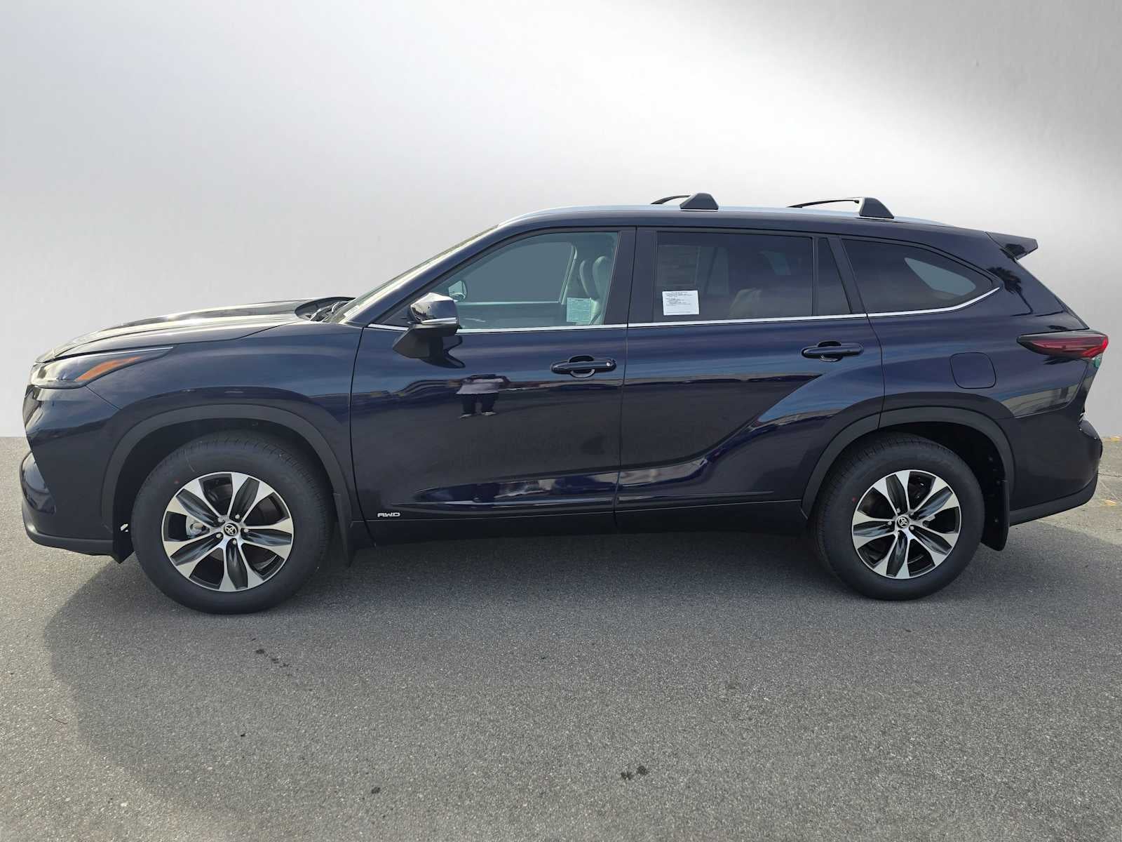 2026 Toyota Highlander Hybrid XLE