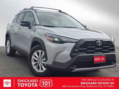 2026 Toyota Corolla Cross LE