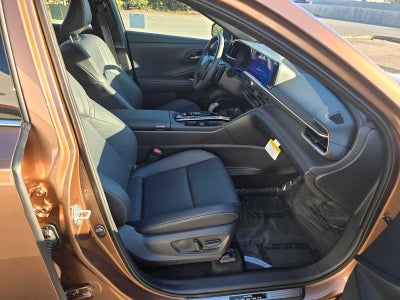 2025 Toyota Toyota Crown Signia XLE