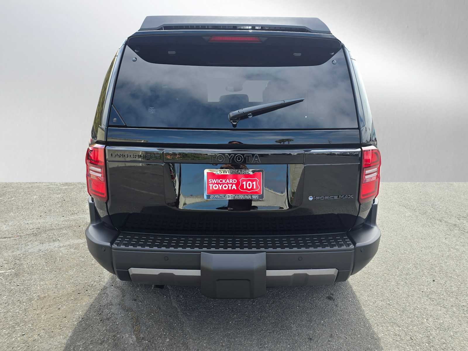 2026 Toyota Land Cruiser Base