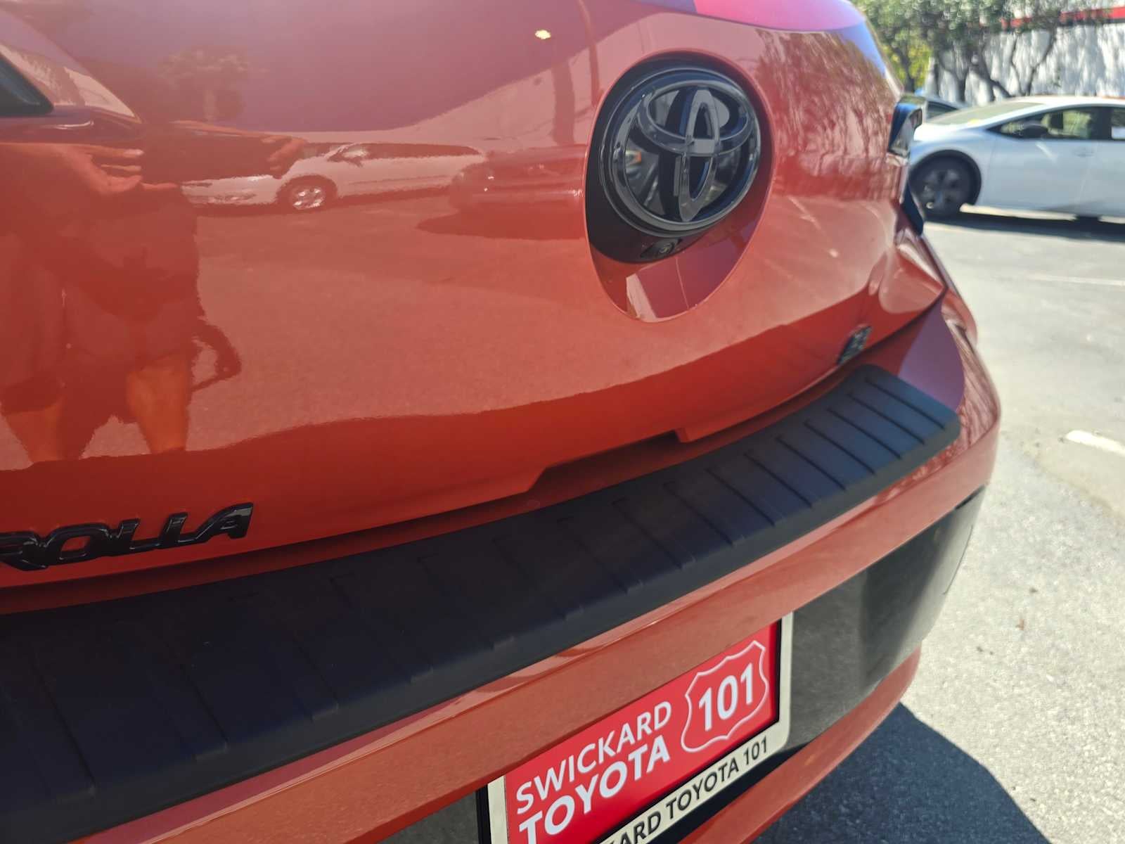 2026 Toyota Corolla Hatchback SE